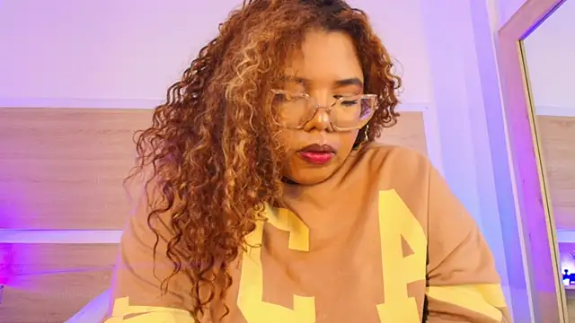  nickypurple  online show from July 13, 6:30 pm