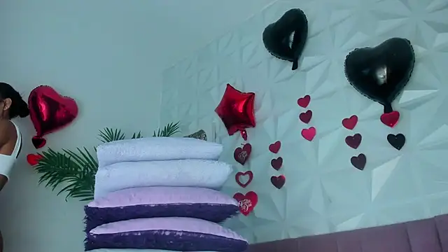 Hellen Sky online show from March 13, 7:26 pm