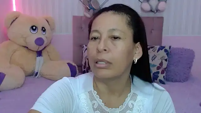 mature martina online show from November 14, 2:00 am