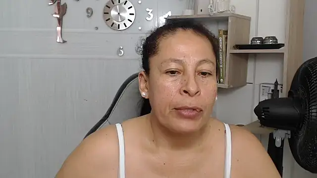 mature martina online show from July 1, 6:40 pm