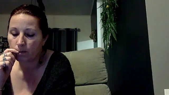 feline27 online show from March 15, 10:23 pm