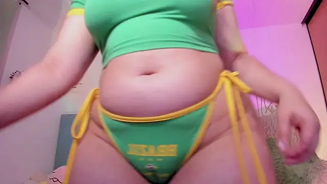 damn that booty online show from November 15, 11:44 am