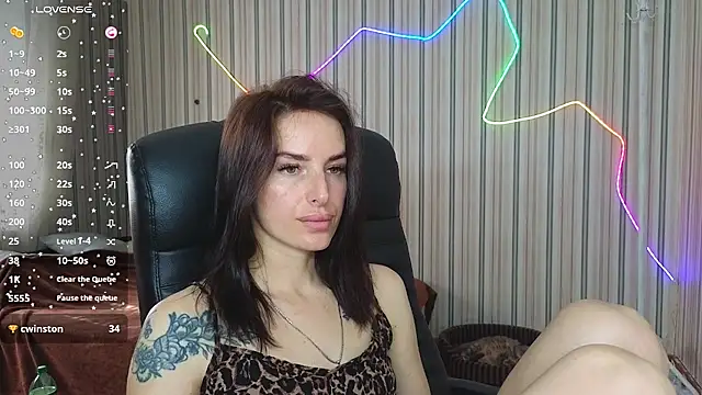 xx adrihanna xx online show from July 16, 3:05 pm