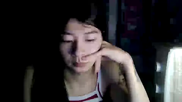 CarlyJoy online show from April 27, 3:31 pm