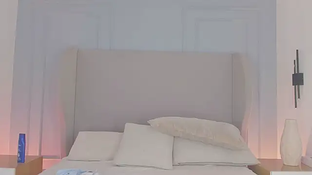 chloe d online show from June 19, 12:41 pm