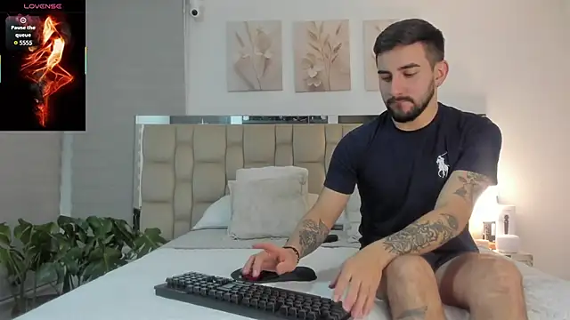 Vanessa and liam online show from February 5, 4:15 am