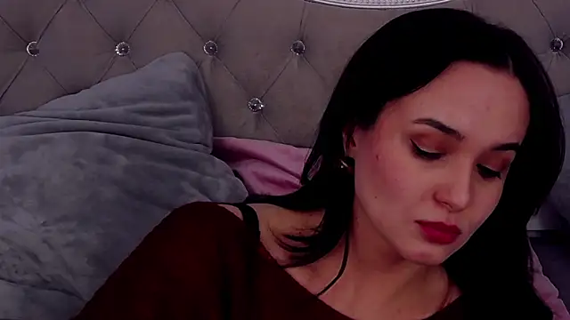 MeIisaLove online show from February 12, 7:48 pm