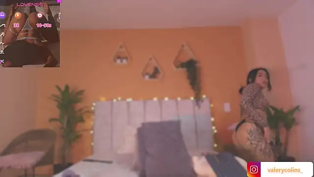 valerycolins online show from July 12, 2:56 am