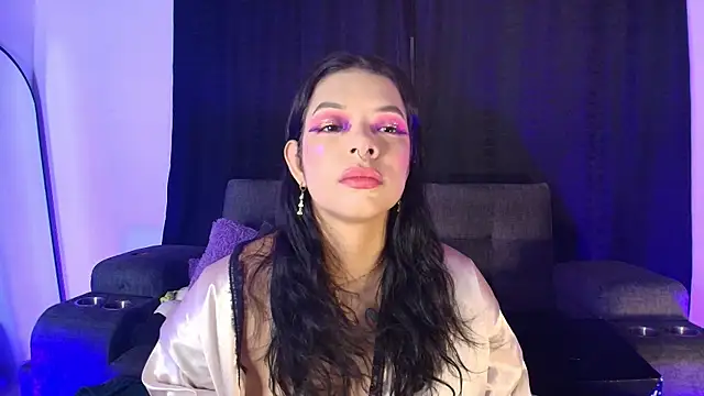 yungelitamor  online show from July 2, 5:35 am