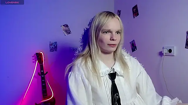 Emily Nyaffee online show from March 13, 5:14 pm