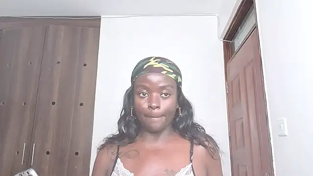 hornycreamybabe online show from July 11, 5:57 pm