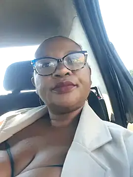 Bootyliciousbbw12 online show from July 14, 10:32 am