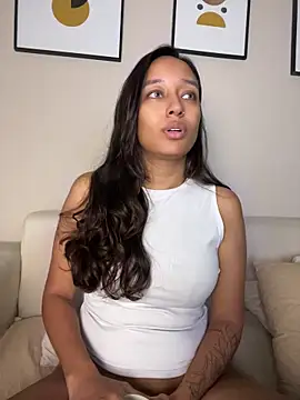 DianaHopson online show from June 26, 11:33 am