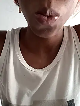 Shanelle   online show from July 13, 2:07 pm