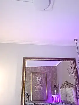 Shanelle   online show from July 26, 3:42 pm