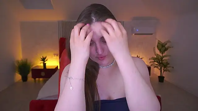 EmmyCharmm online show from June 17, 6:04 am
