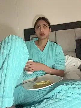 Ameellie online show from October 24, 4:58 pm