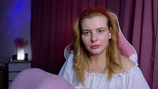 Day-off online show from September 29, 12:10 pm