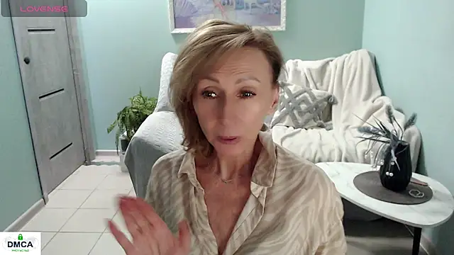 HornyMilf 777 online show from July 4, 6:31 am