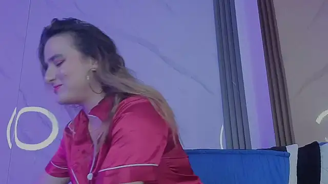 CandyQueenGold online show from February 5, 7:06 pm