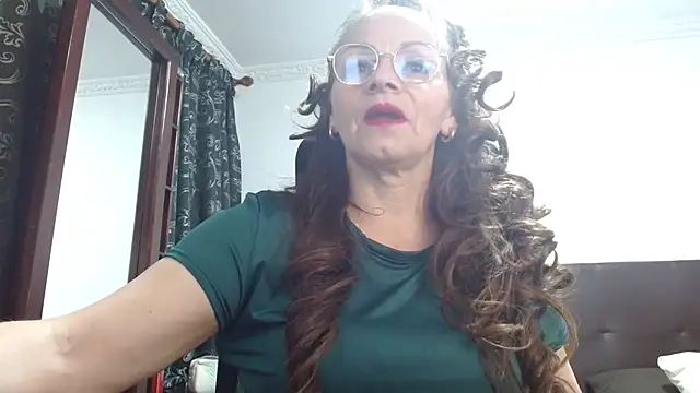 asleycavta online show from November 2, 8:01 pm