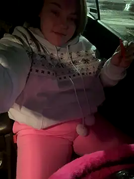 6Cum Slut Velma9 online show from December 15, 11:54 pm