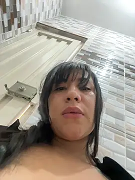 kim monti online show from March 3, 9:32 pm