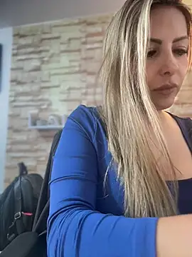 Abril-Office1 online show from June 26, 3:35 pm