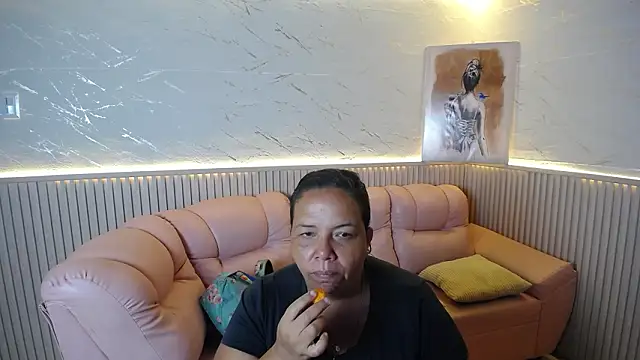 Penelope Nipples  online show from March 9, 11:46 am