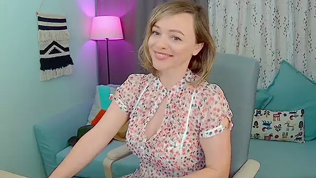 SweetEye online show from November 4, 10:20 am