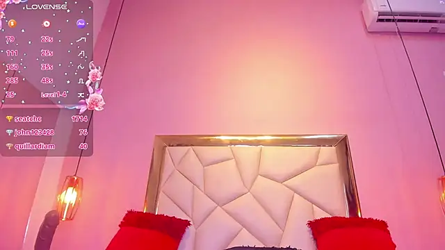 lorena gomezz1 online show from July 30, 9:15 pm