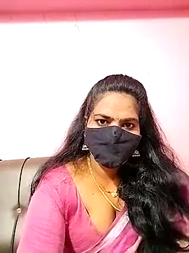 Snapshot of melina214 chatting on October 8, 4:17 am melina214 online show from October 8, 4:17 am