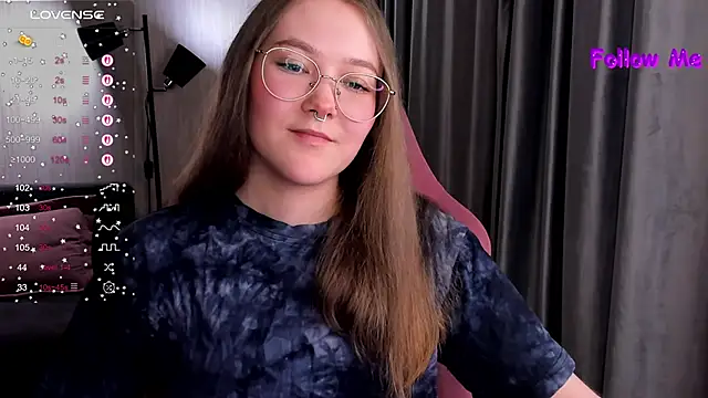 bunny bubble online show from March 3, 10:38 pm