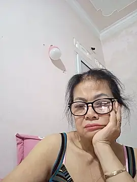Hotestlove online show from July 14, 7:13 am