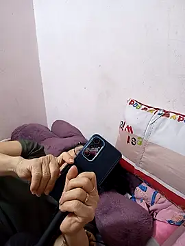 Hotestlove online show from February 21, 9:32 am