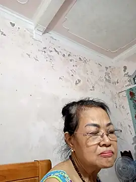 Hotestlove online show from October 3, 10:48 pm