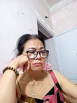 Hotestlove online show from March 1, 2:17 pm