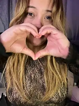 MerlyG online show from February 3, 6:40 am