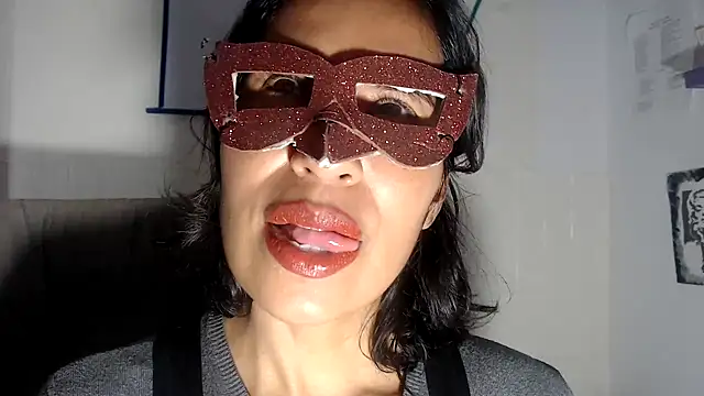 fantasty nylon online show from October 31, 11:42 pm