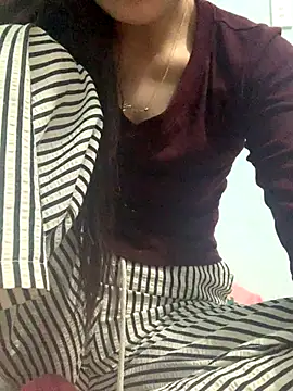 Hoanami online show from November 21, 4:09 pm