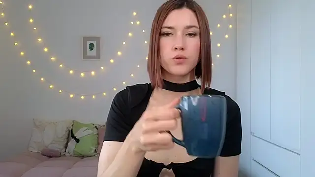 AliciaNewell online show from June 30, 4:56 am