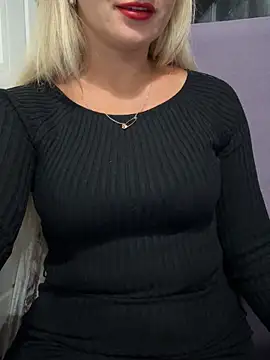 Snapshot of Marina- chatting on October 15, 5:37 pm Marina- online show from October 15, 5:37 pm
