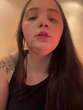 brazillliangirl online show from July 27, 2:19 am