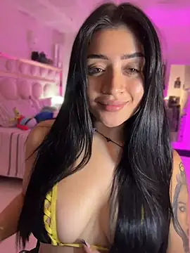 lucianaroy online show from July 11, 2:22 am