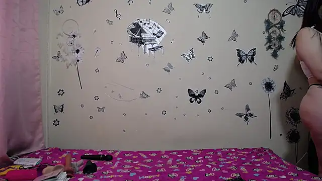 Nicolle-sky online show from November 12, 4:49 pm