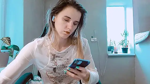 RosaJil online show from November 11, 12:02 pm