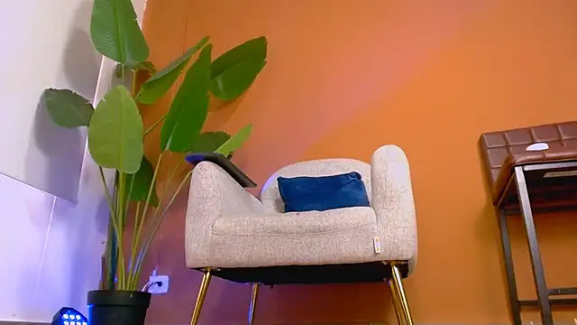 Sara ow online show from July 14, 7:18 pm