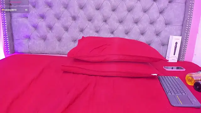 Sofia Girl  online show from July 18, 7:55 am