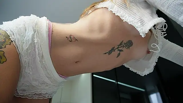 annief0x online show from June 20, 9:57 am