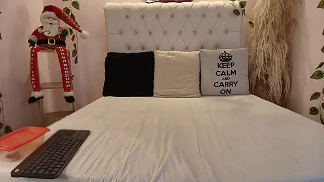 Katy Van online show from December 16, 9:31 pm